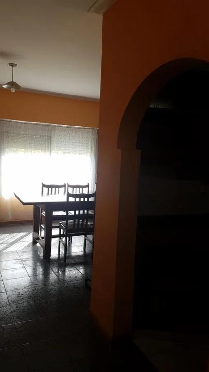 Lacroze 1063 · Tigre — foto 16