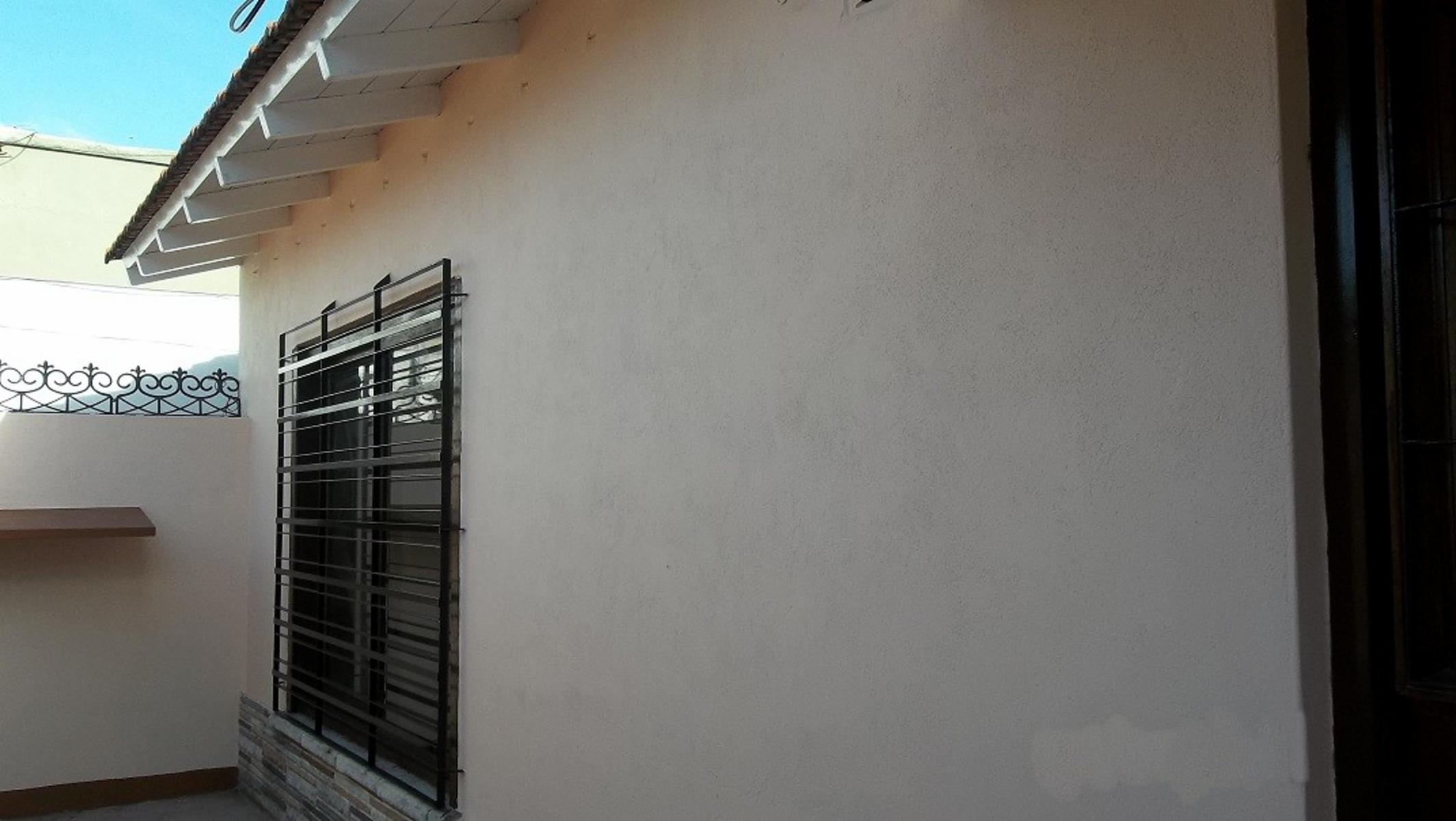 Alquiler de Departamento tipo casa en Adrogué