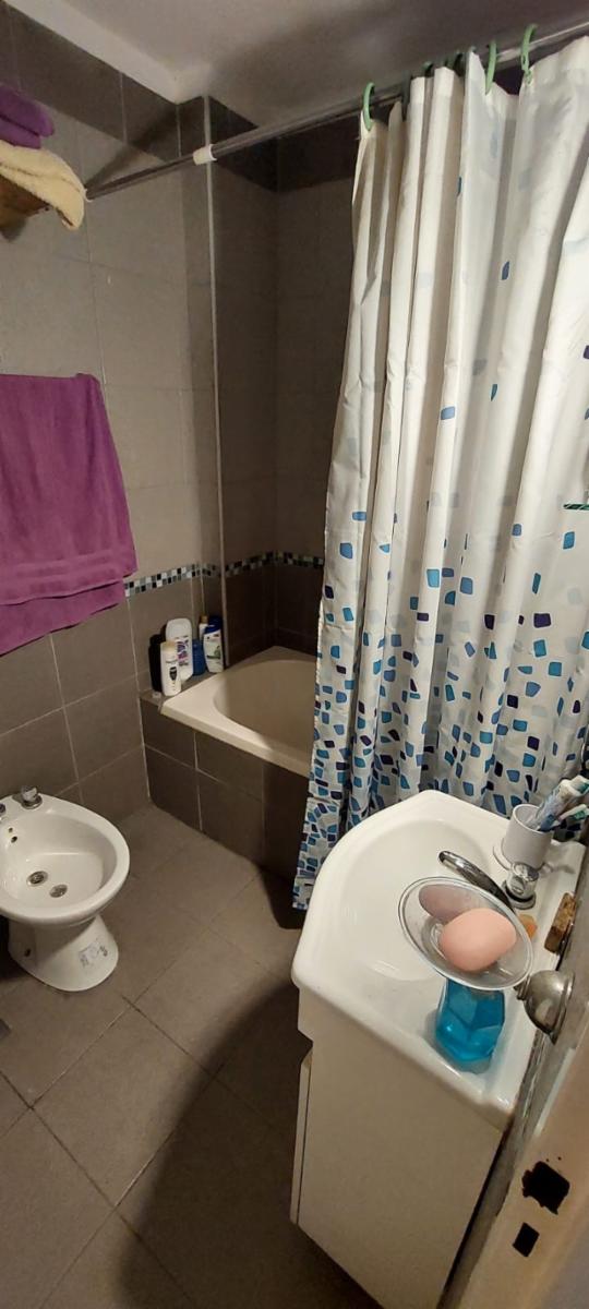 Ramella 61 · Morón — foto 10