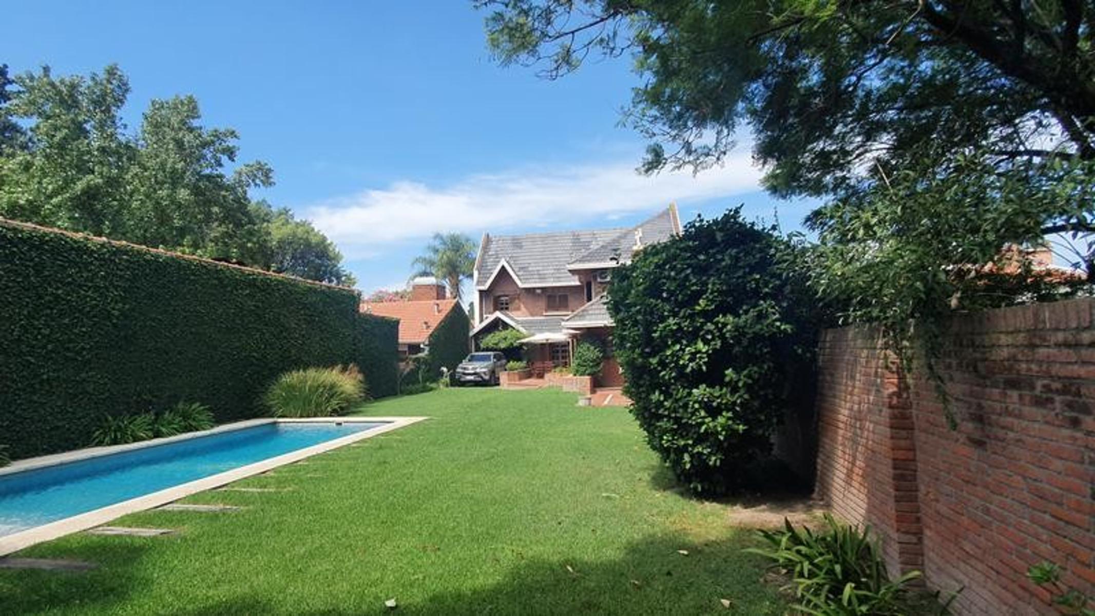 Carlos Rippamonti 84 · Almirante Brown — foto 18