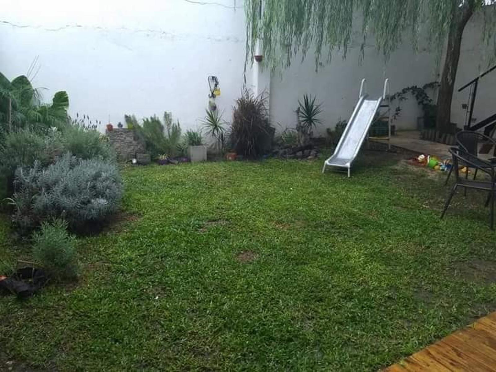 Moreno 955 · Morón — foto 12