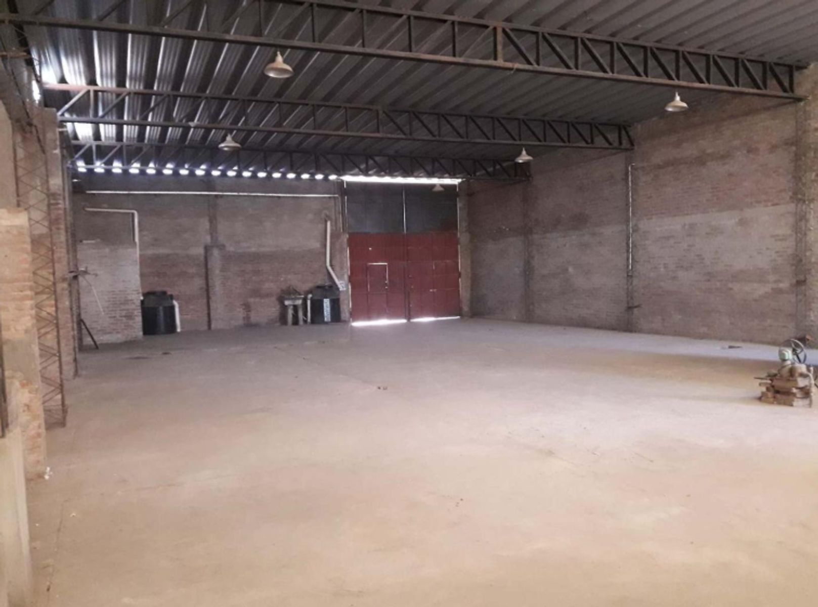 Galpon Excelente Calidad Constructiva. Habiltación Comercial.