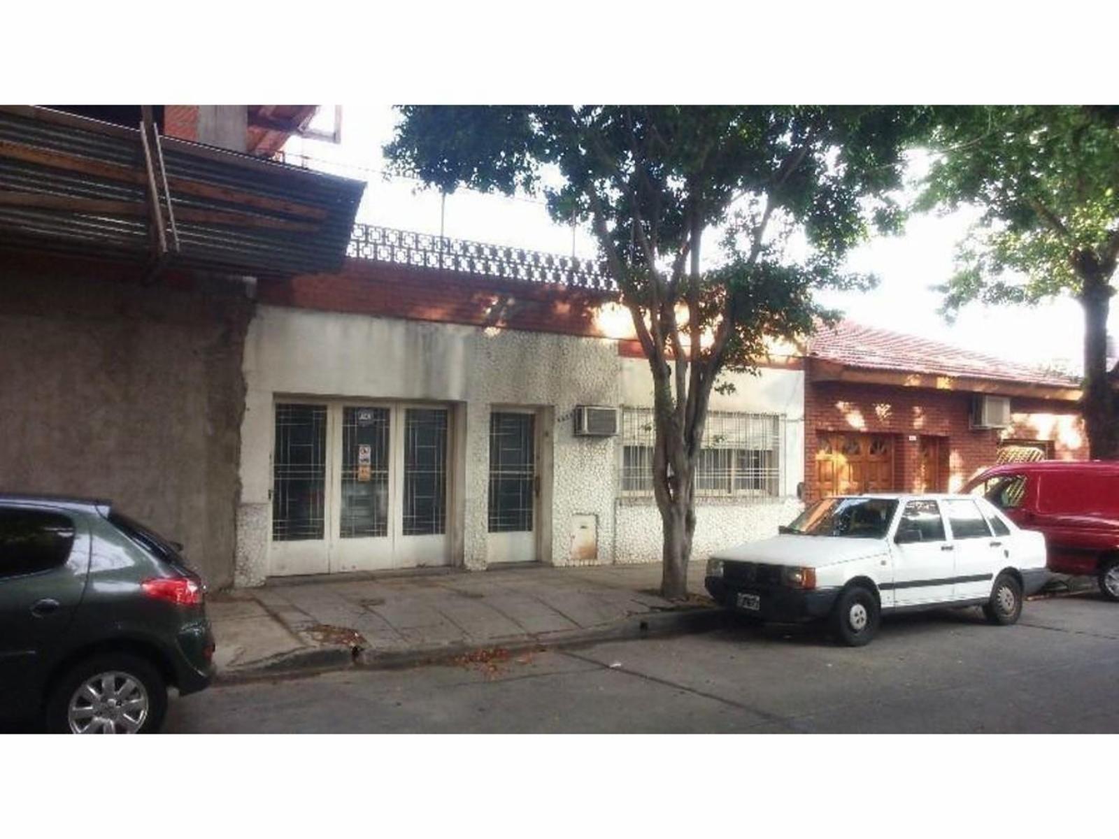Pje. Martin Fierro 5326 · Monte Castro — foto 4