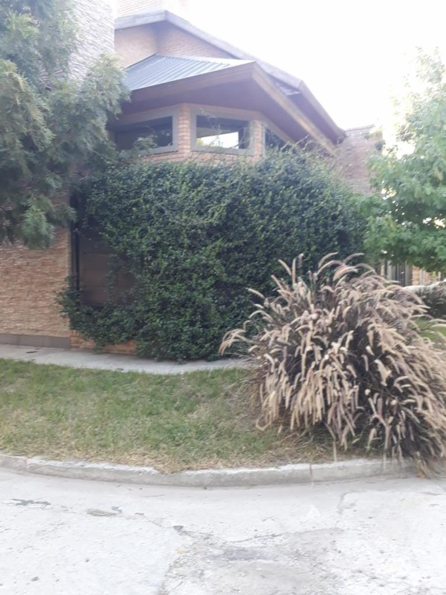 Catriel 965 · Morón — foto 3