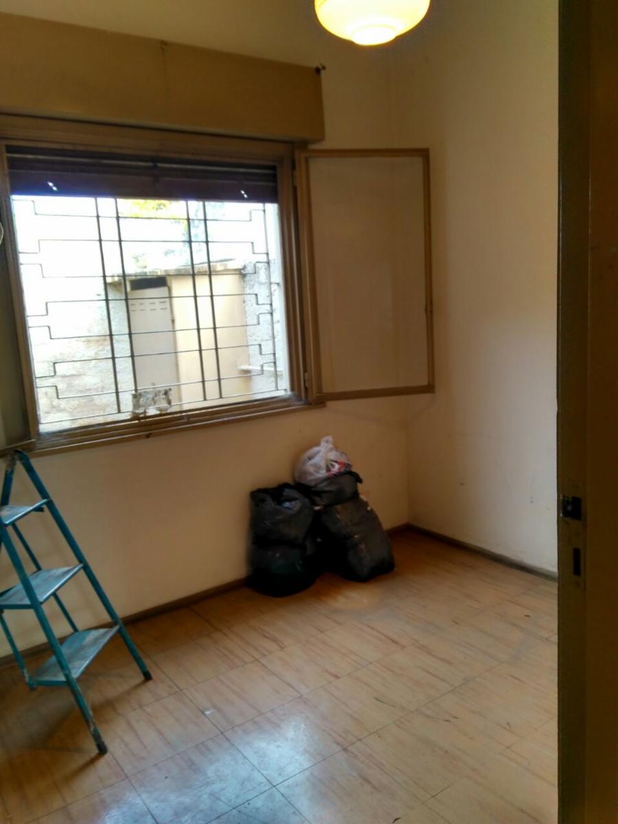 CASA TRES DORMITORIOS CON GARAGE EN ZONA SUR