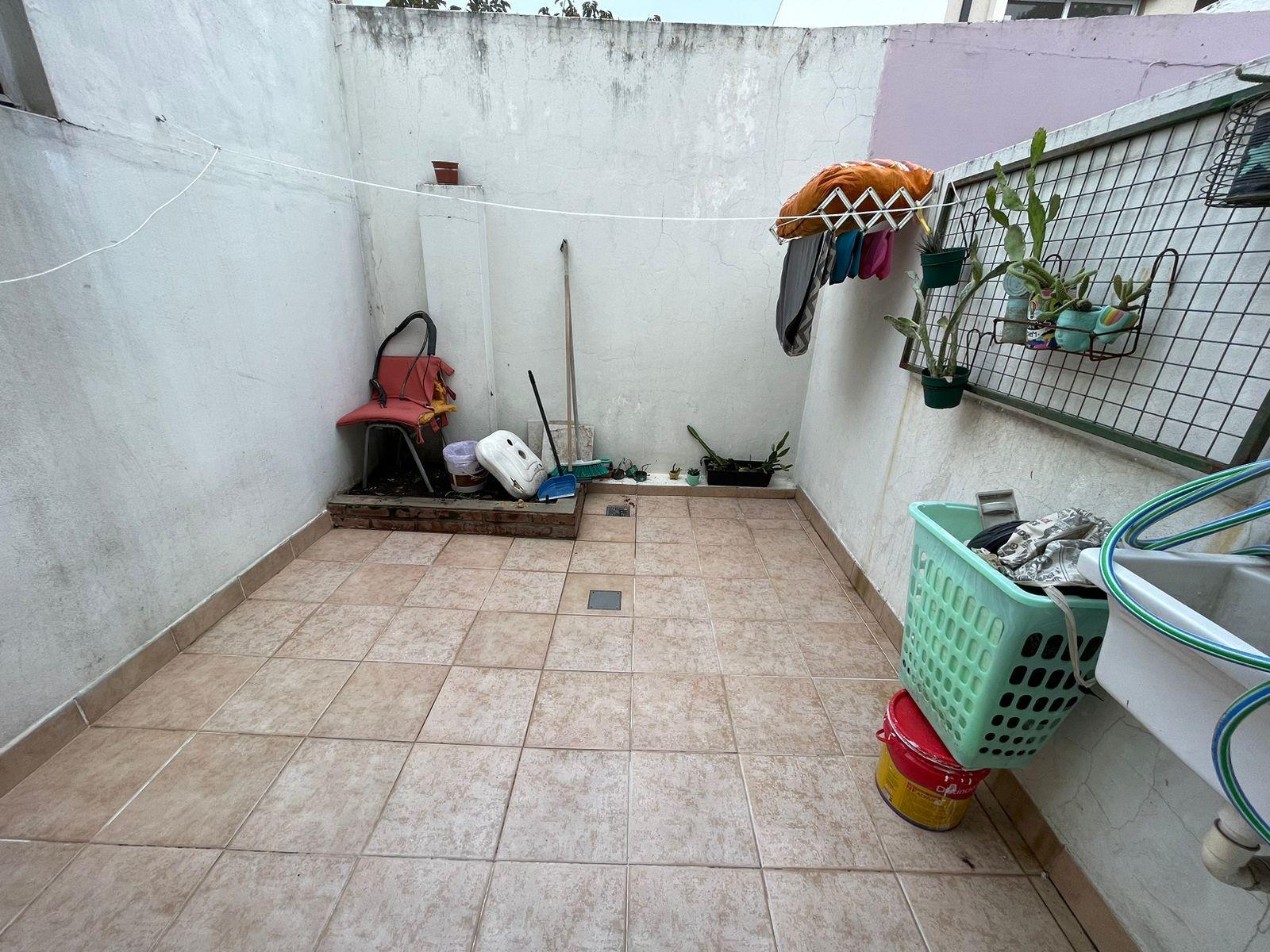 J. Gonzalez Castillo 43 · La Matanza — foto 5
