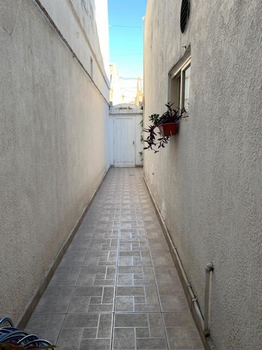 Eduardo Costa 922 · La Matanza — foto 13
