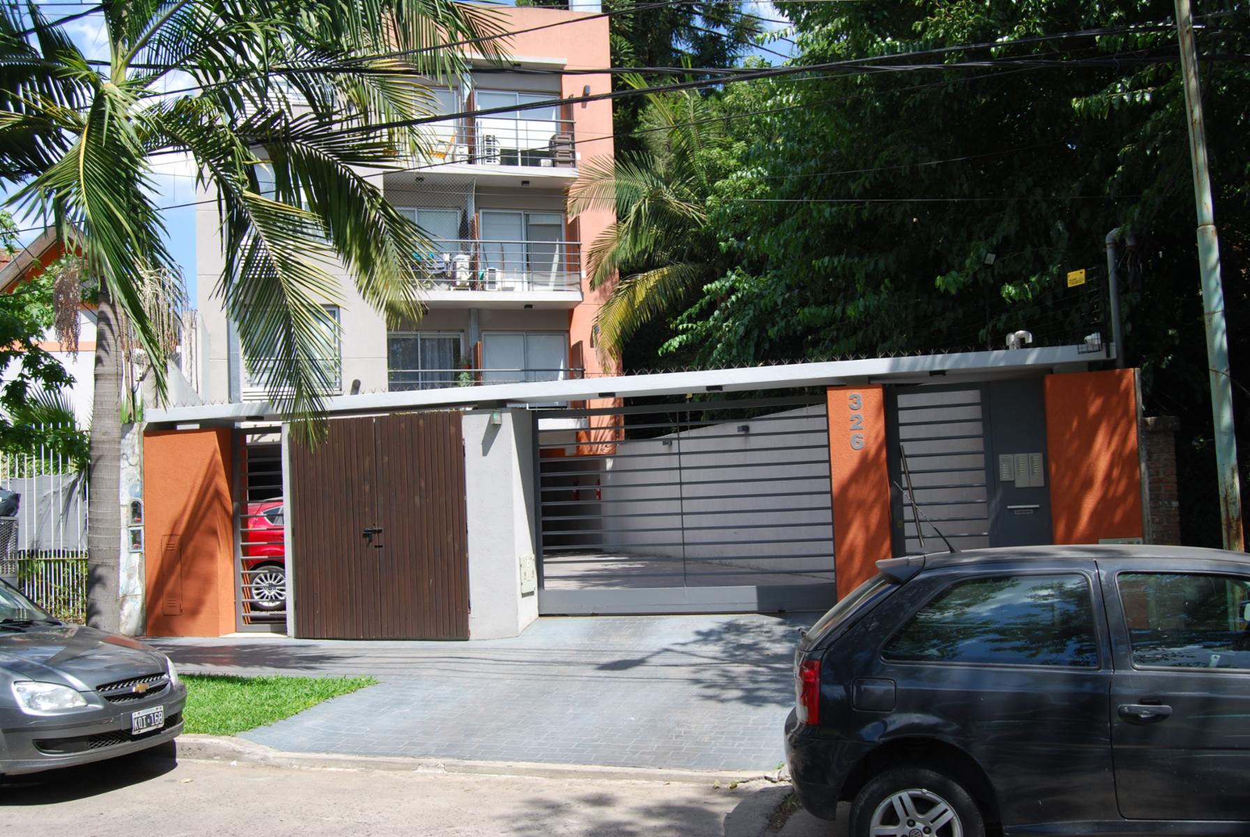 Sarmiento 326 · Morón — foto 3