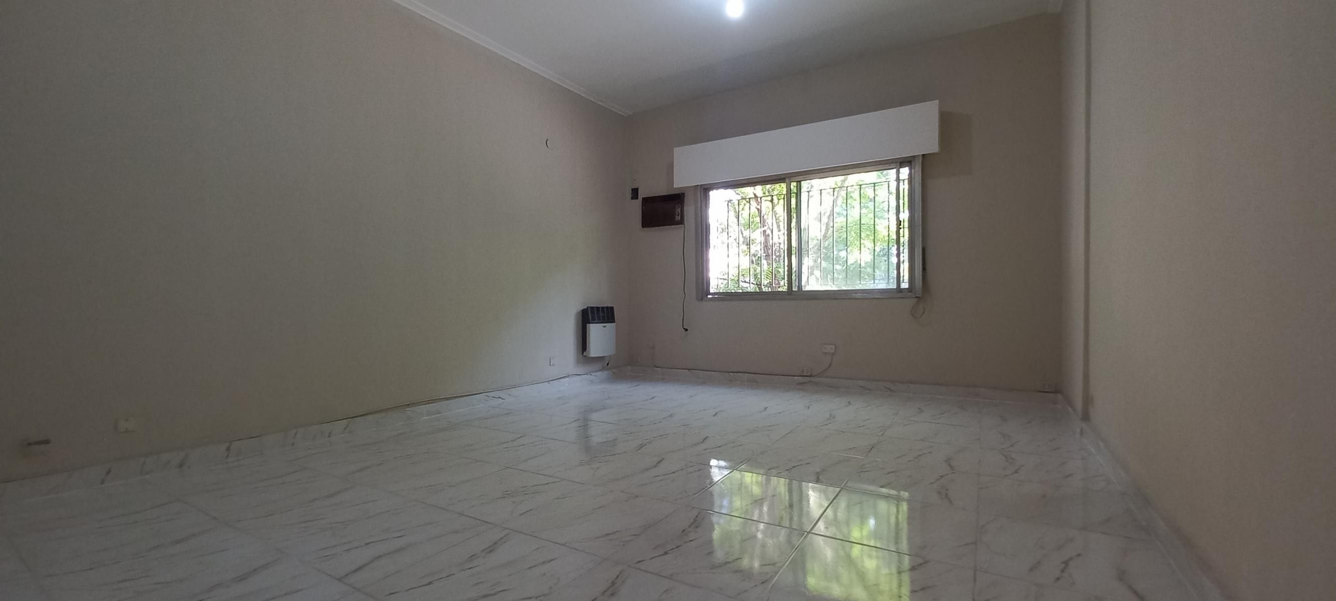 LAVALLOL 500 · Lanús — foto 12