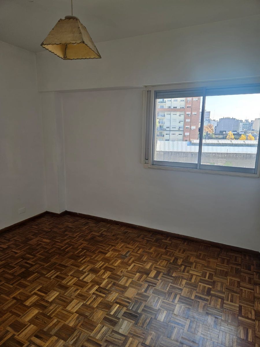 ALVAREZ THOMAS 100 · Colegiales — foto 6