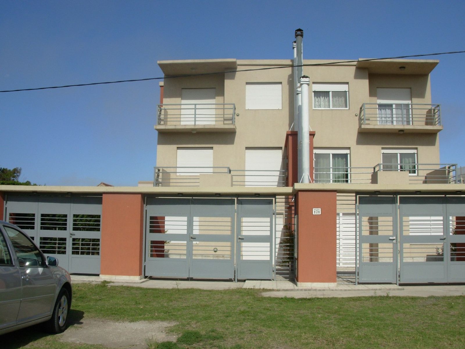 MALVINAS 171 · Monte Hermoso — foto 5