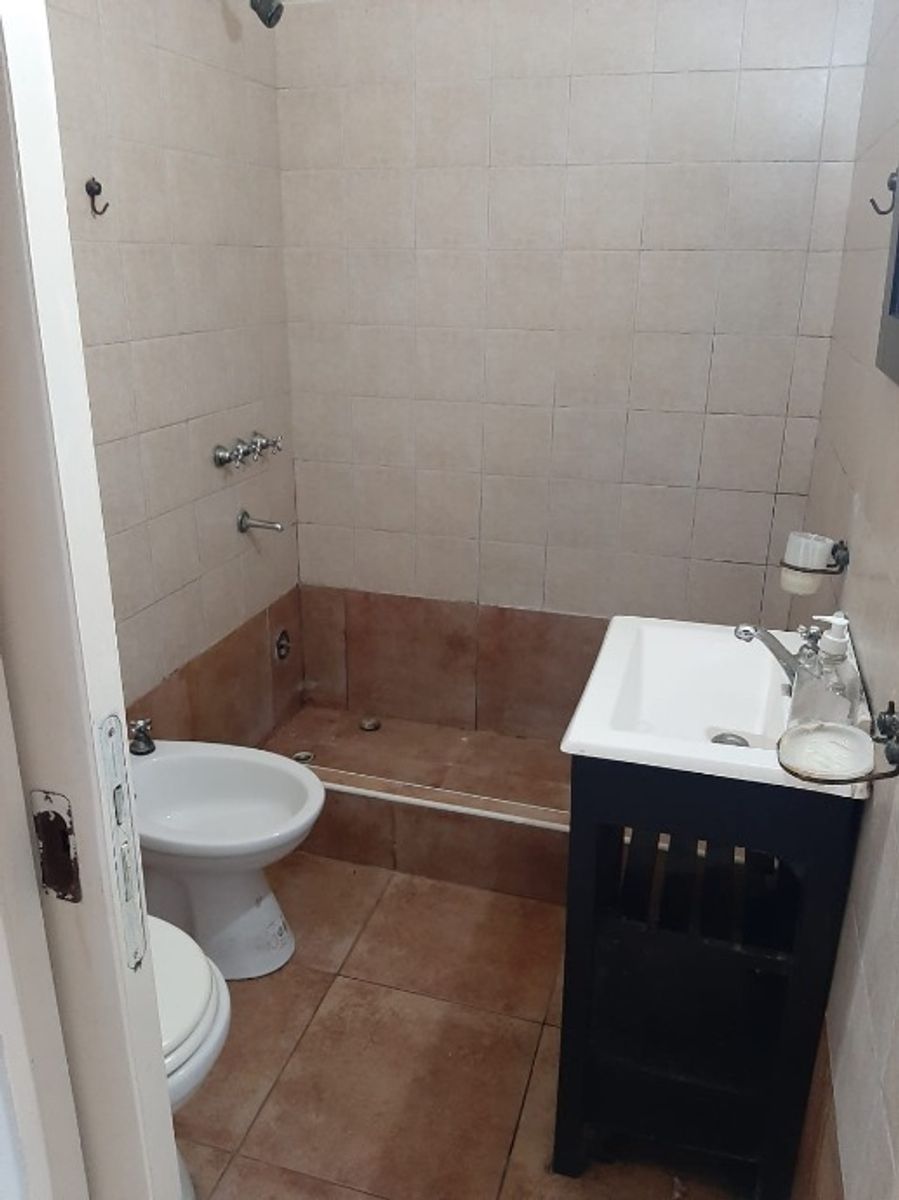 L. M. Campos 932 · Morón — foto 29