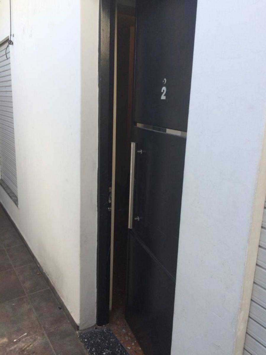 L. M. Campos 932 · Morón — foto 9