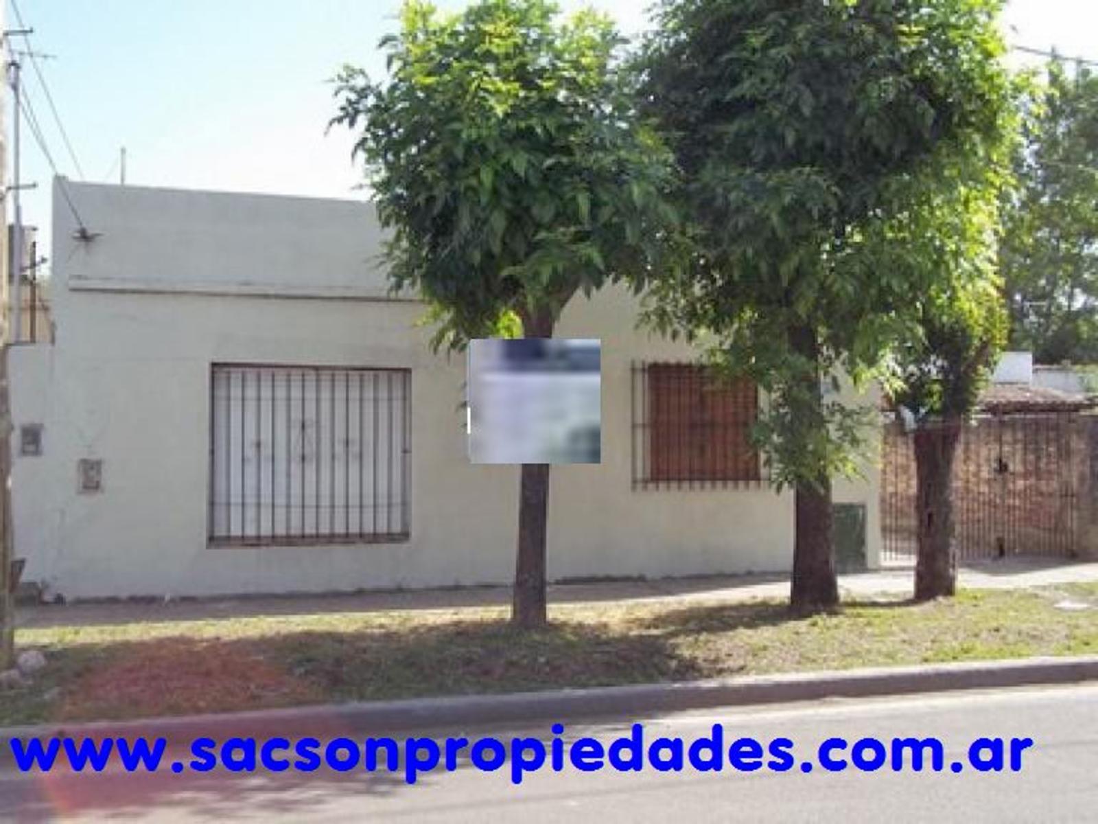 V615 Castelar Sur Venta Casa 4 amb. + Departamento 2 amb.