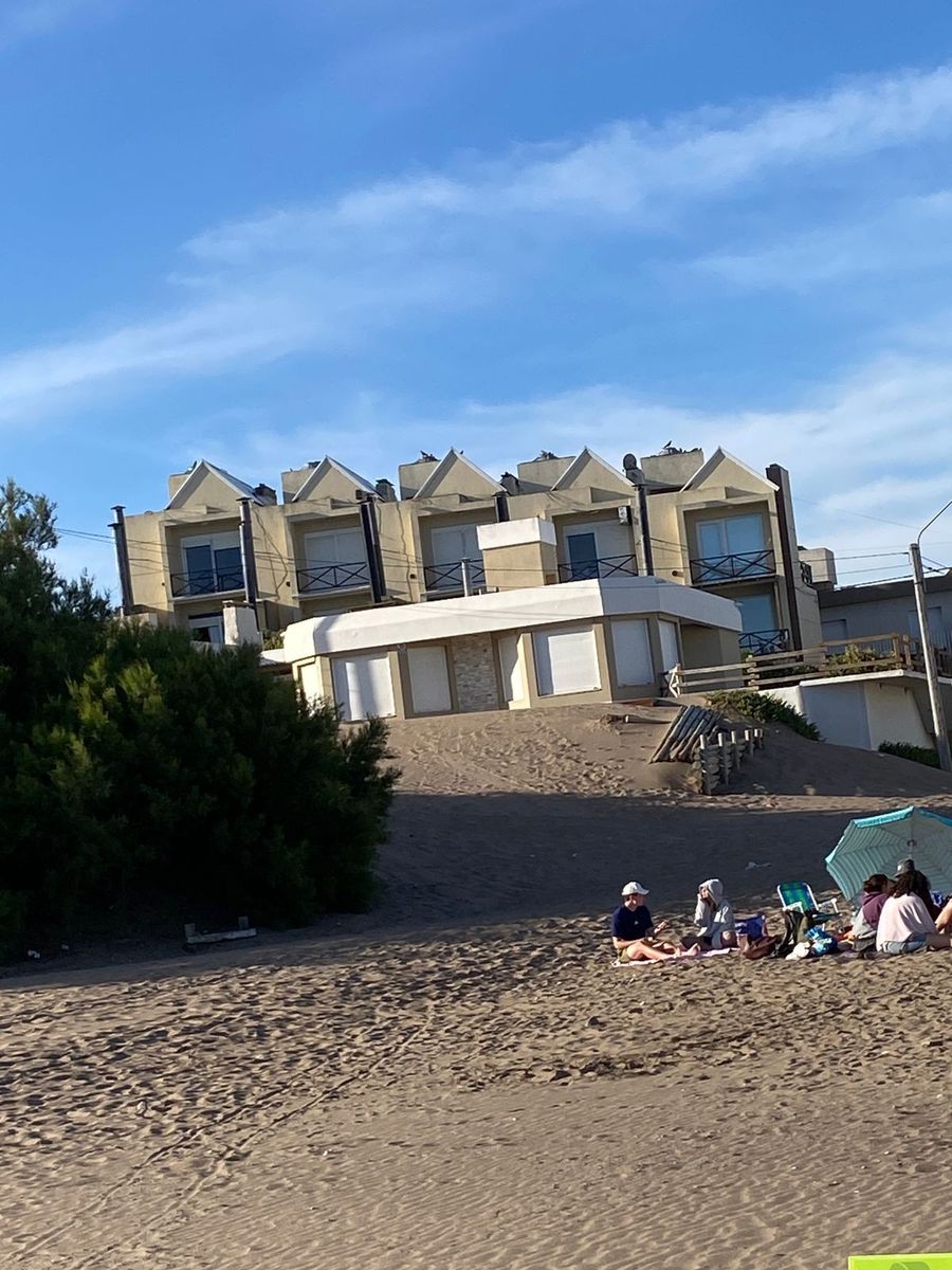 Hermoso duplex frente al mar para 5 personas con pileta en el complejo