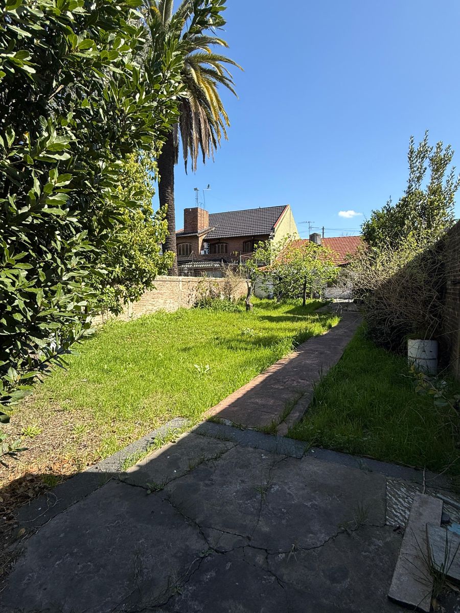 YAPEYU 69 · Lomas De Zamora — foto 38