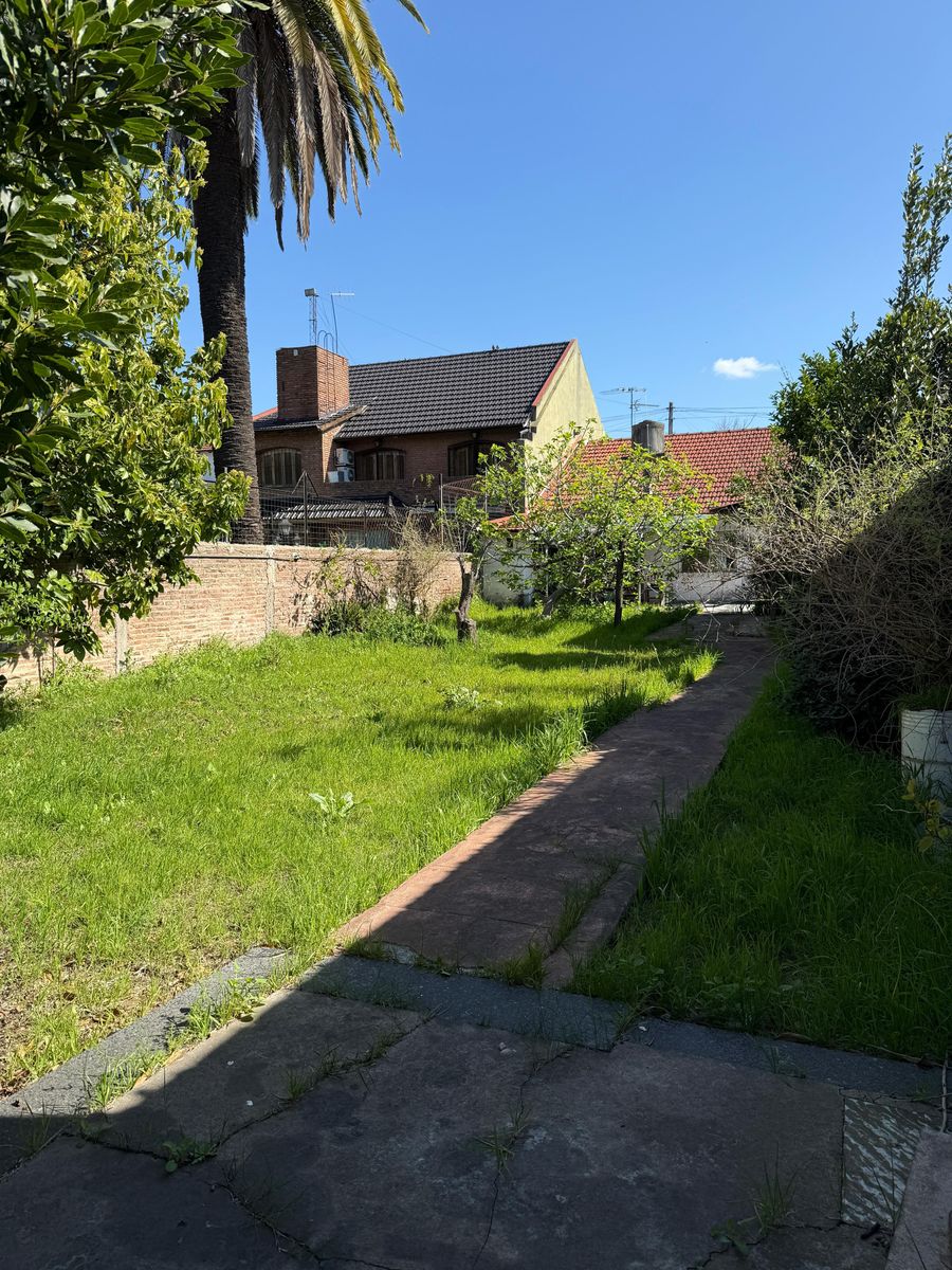 YAPEYU 69 · Lomas De Zamora — foto 39