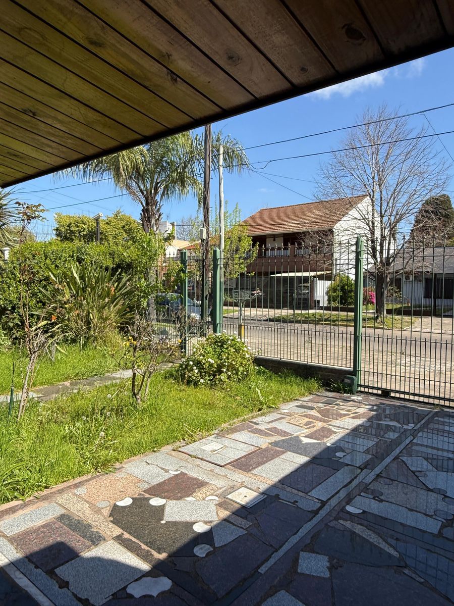 YAPEYU 69 · Lomas De Zamora — foto 5
