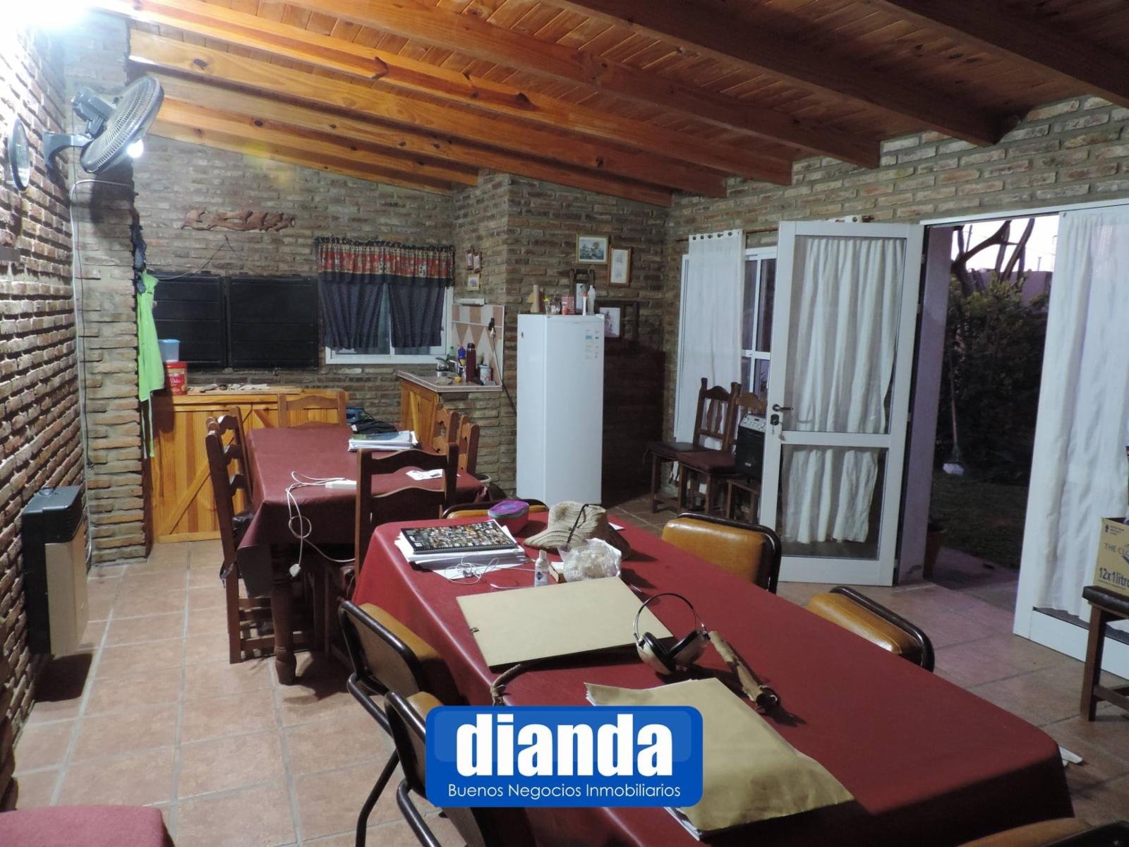 Remedios de Escalada · Constitución — foto 4