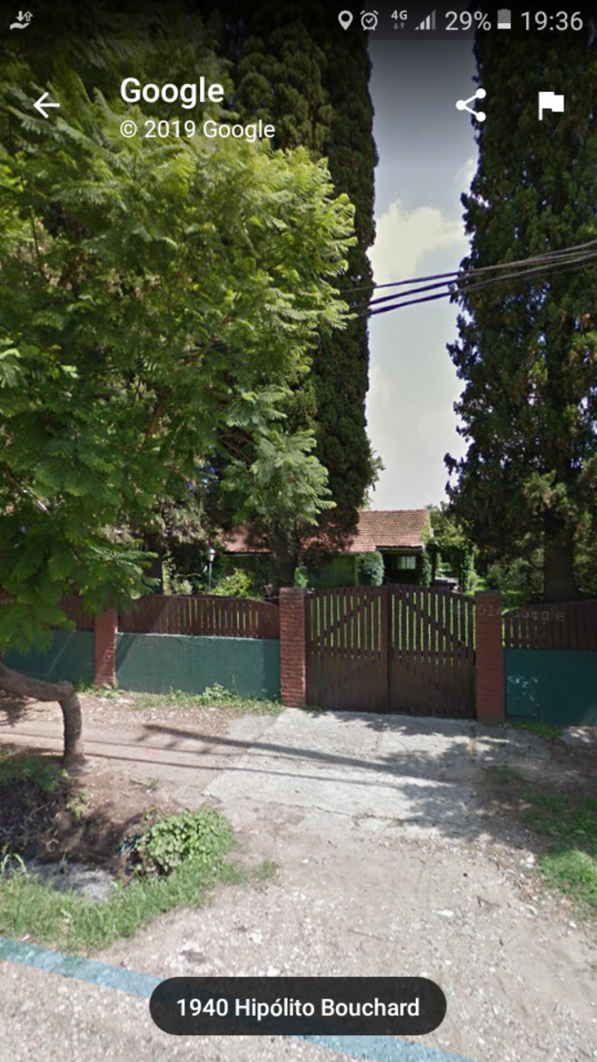 casa quinta en grand Bourg con pileta lote 1106 mts cuadrados