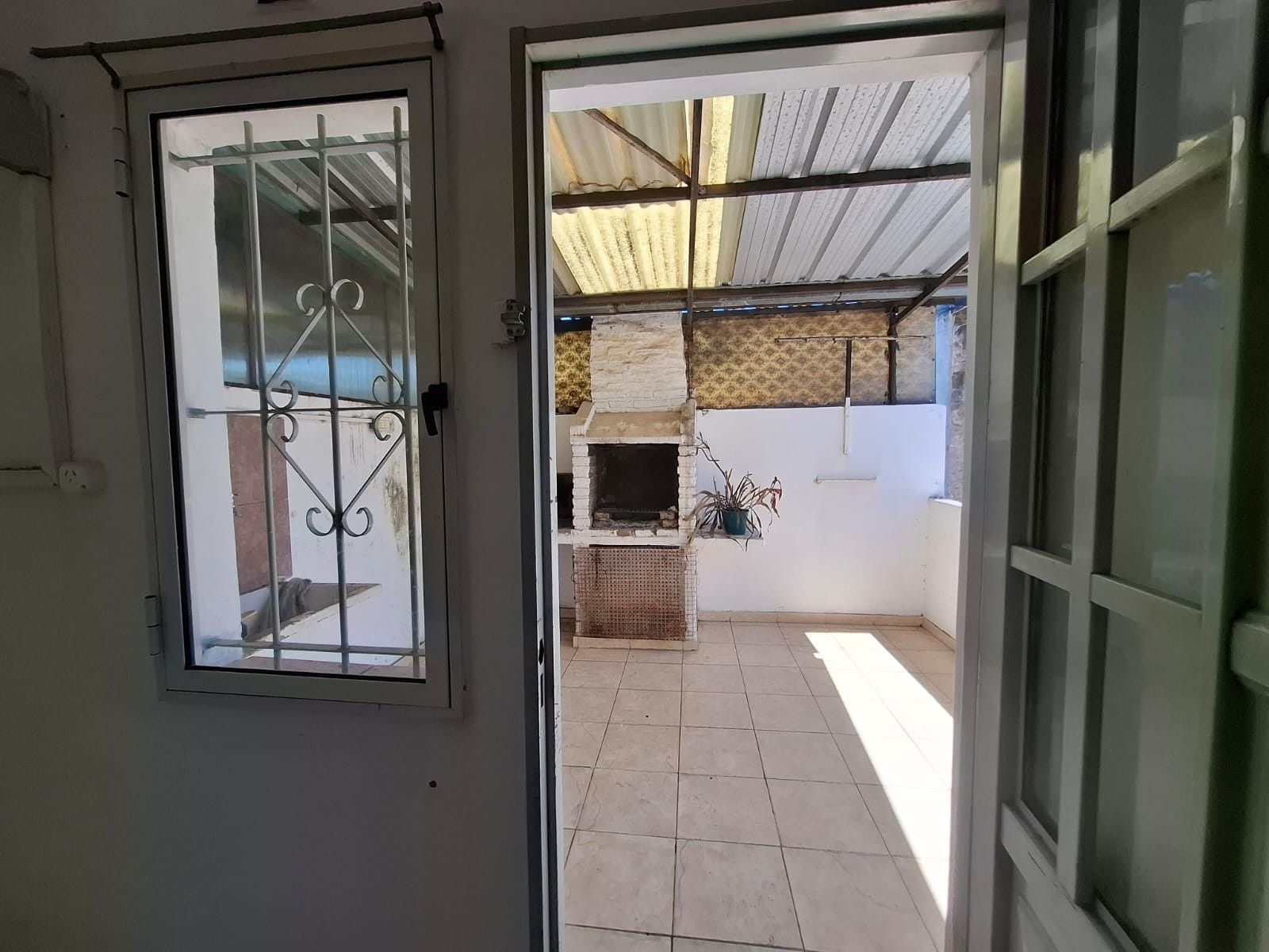 Brandsen al 800 · Ituzaingó — foto 12