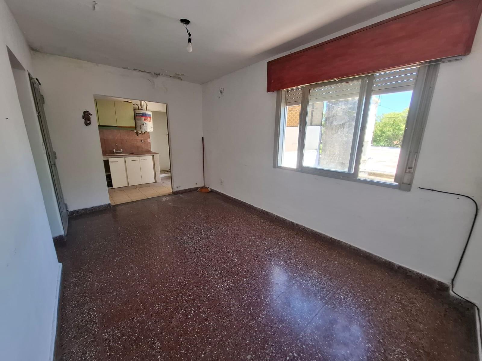 Brandsen al 800 · Ituzaingó — foto 16