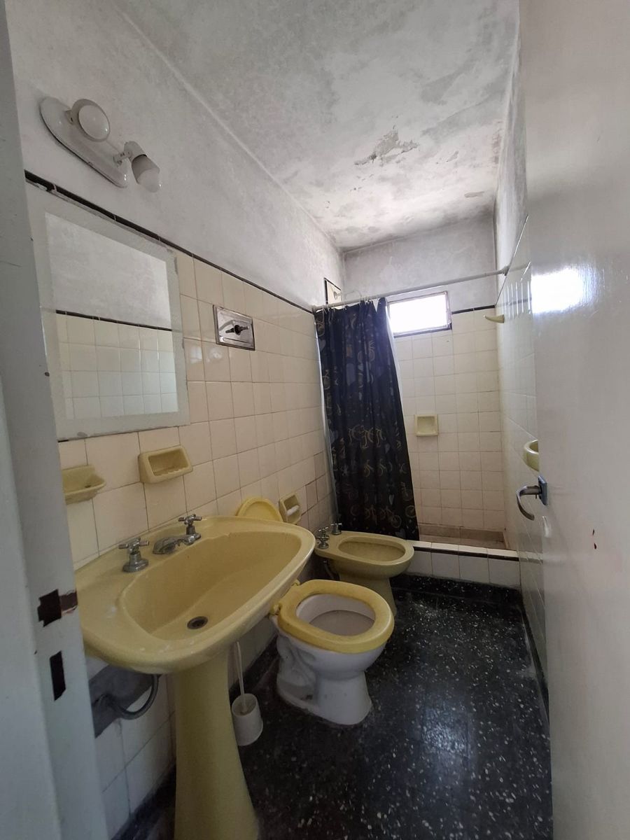 Brandsen al 800 · Ituzaingó — foto 21