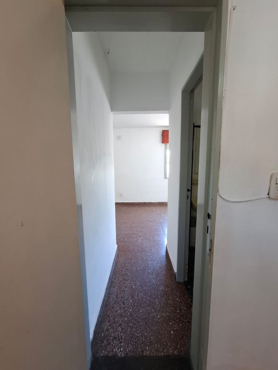Brandsen al 800 · Ituzaingó — foto 22