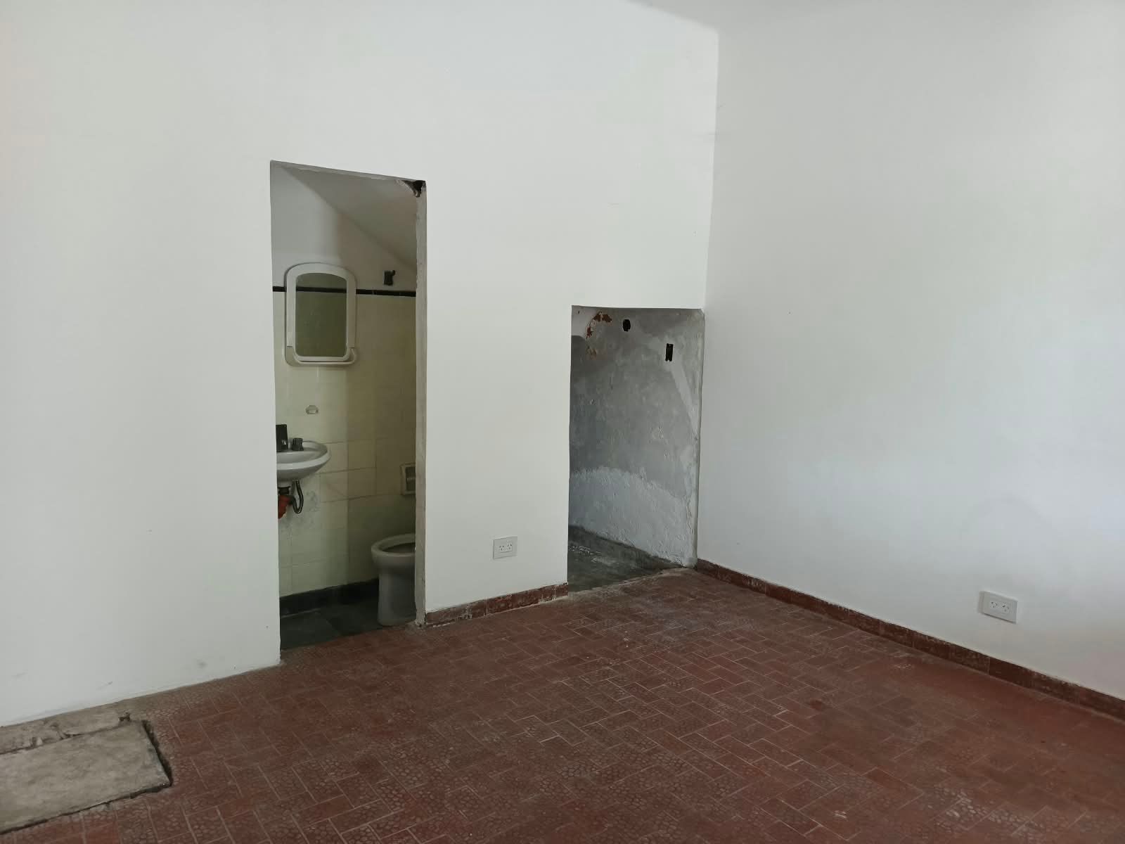 ESTADOS UNIDOS 3290 · Lanús — foto 9