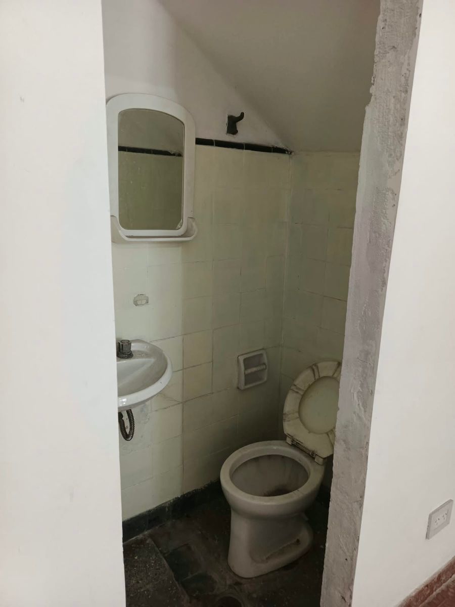 ESTADOS UNIDOS 3290 · Lanús — foto 10