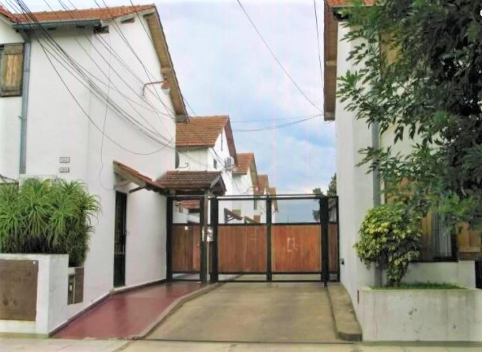 DUPLEX HERMOSO INTERNO Y MUY SEGURO, RETASADO DE 2 AMBIENTES EN COMPLEJO. EN MUY BUENA ZONA DE RAMOS MEJIA