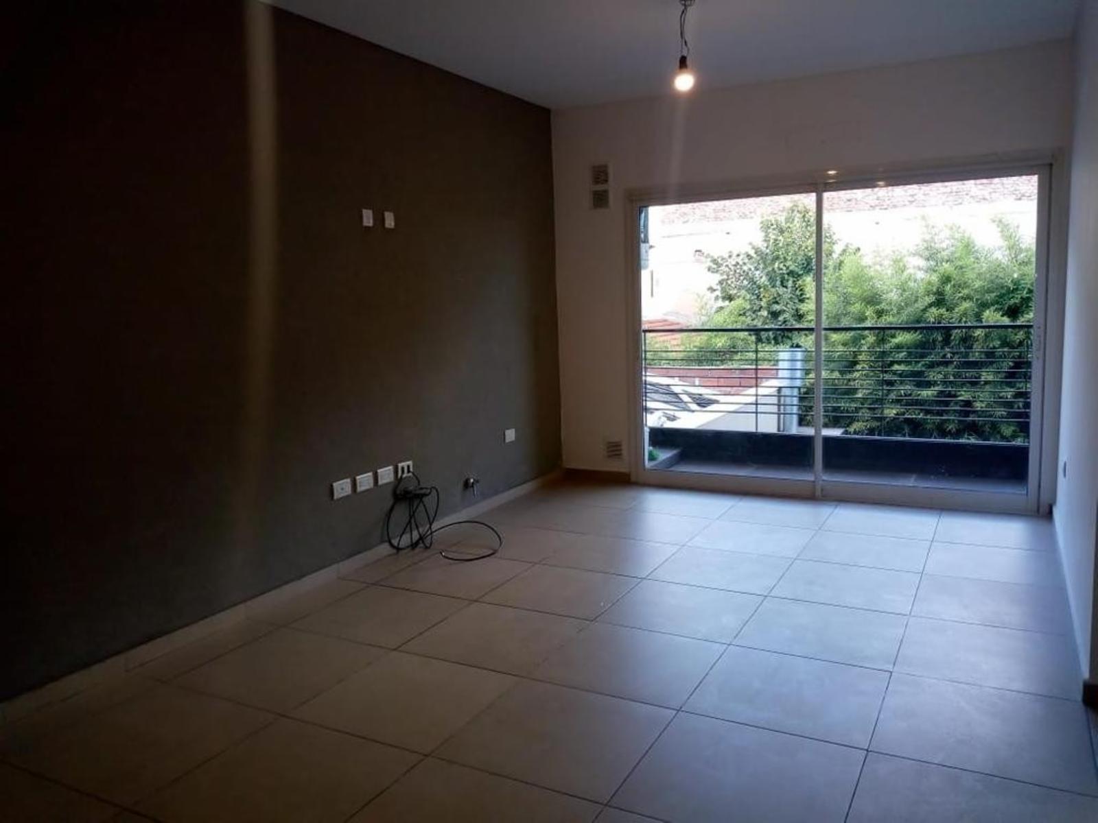 Naón 1075 , 2° C · La Matanza — foto 6