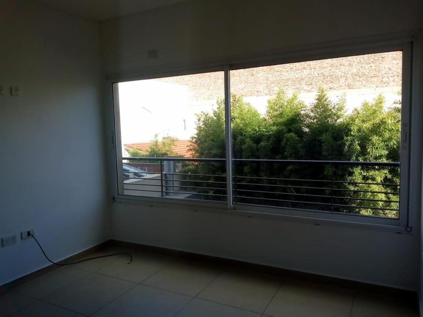 Naón 1075 , 2° C · La Matanza — foto 9