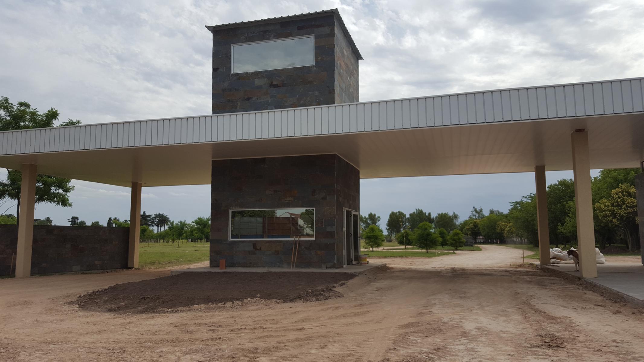 Saint Joseph L 023 · Almirante Brown — foto 14
