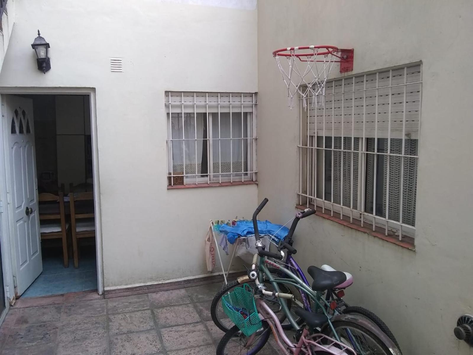 Centenera 2710 · La Matanza — foto 4