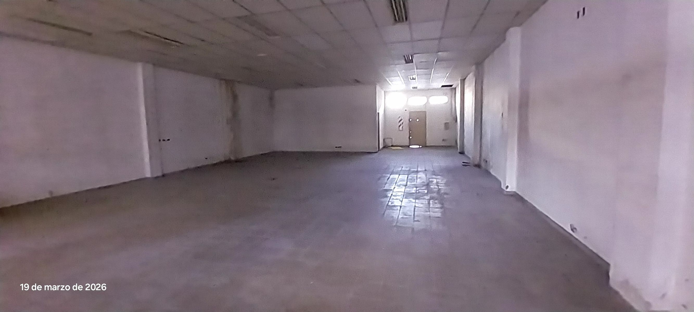 ISIDRO CASANOVA CENTRO. IMPORTANTE PROPIEDAD IDEAL CENTRO COMERCIAL, CENTRO DE DISTRIBUCION Y LOGISTICA Y OTROS