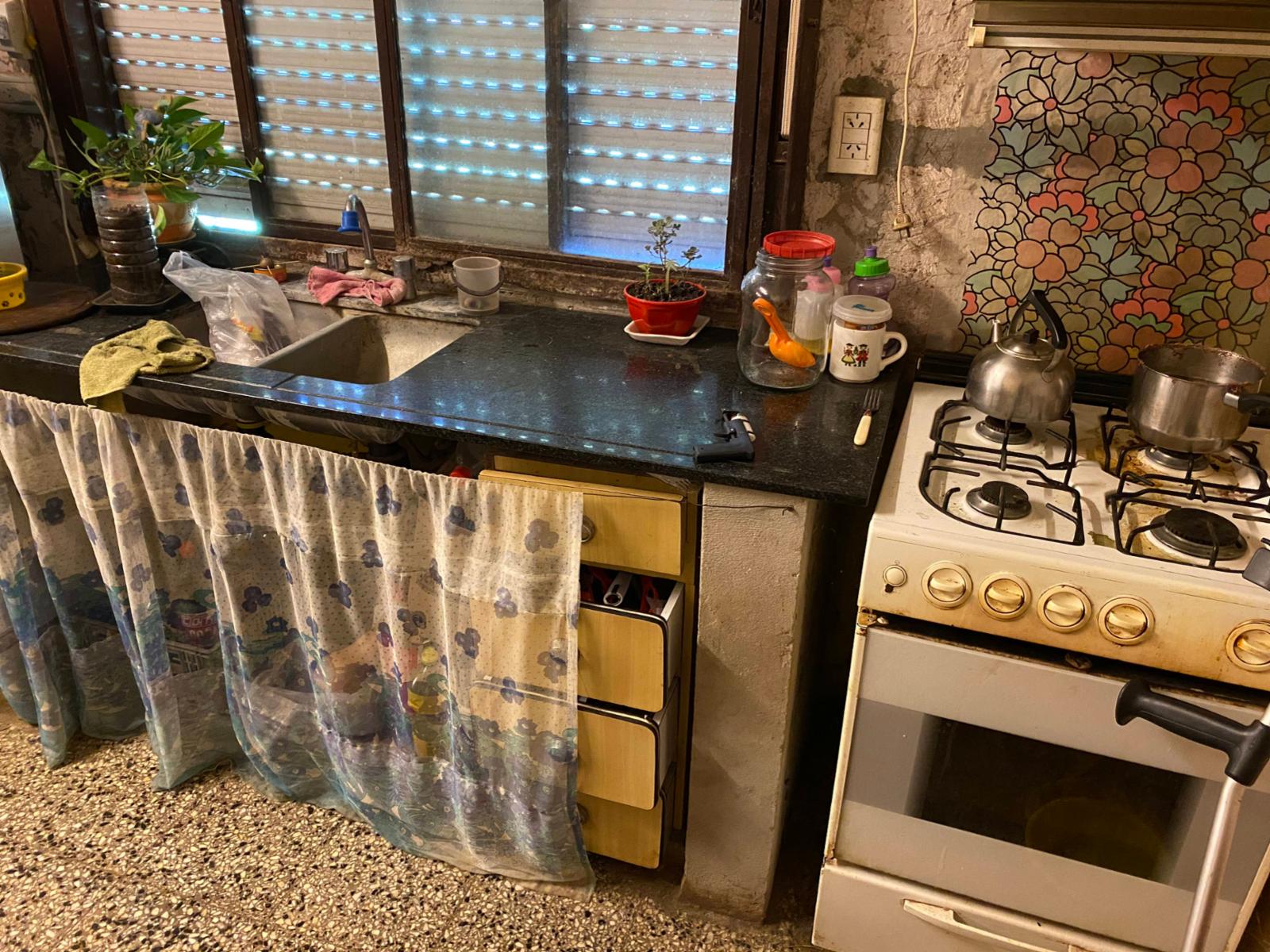 Tatan 700 · Escobar — foto 6