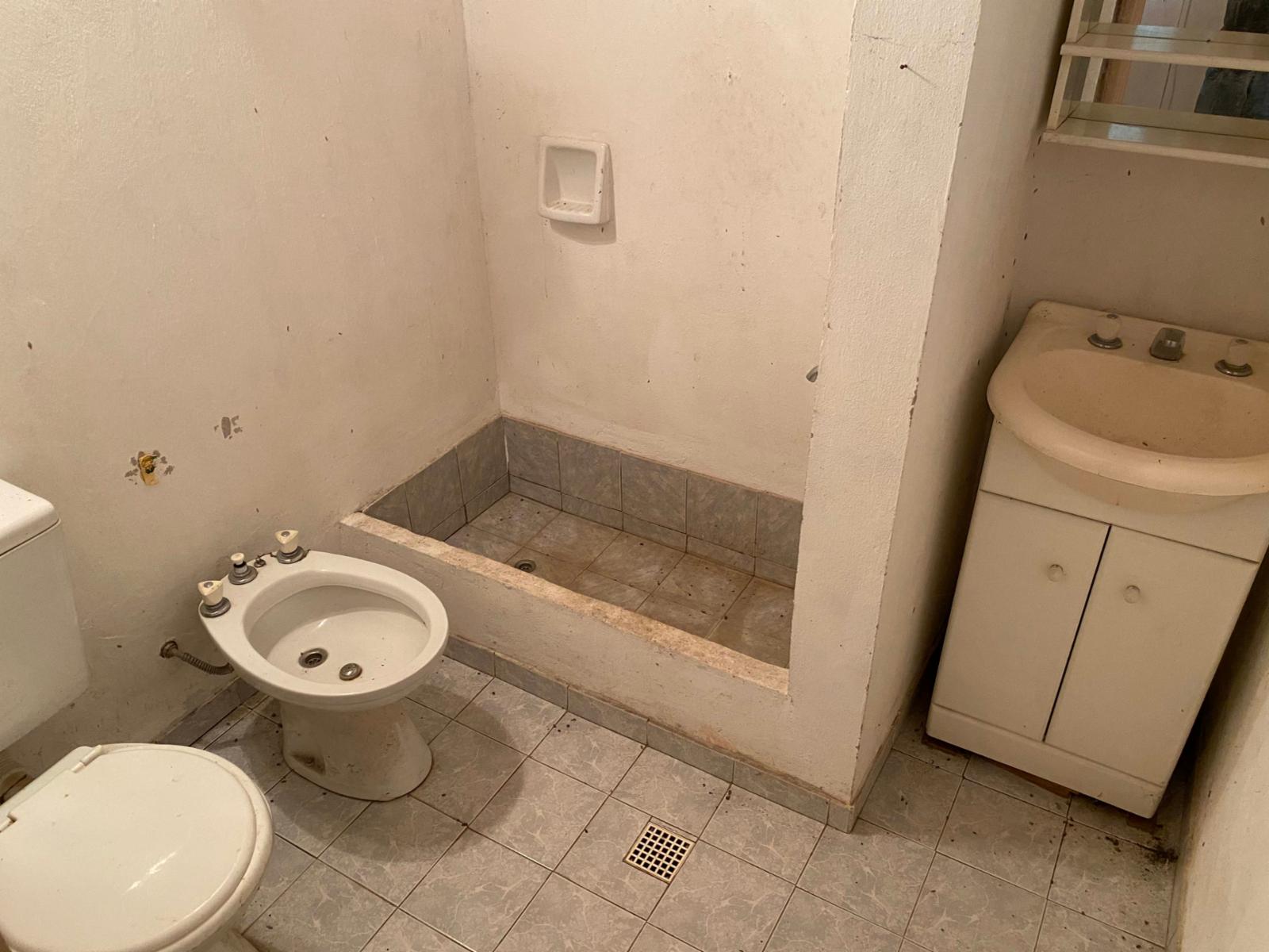 Tatan 700 · Escobar — foto 9