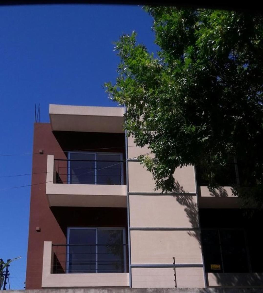 Cevallos 948 · Quilmes — foto 3