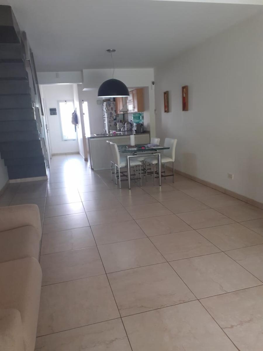 Bahía Blanca 300 6 · Morón — foto 10