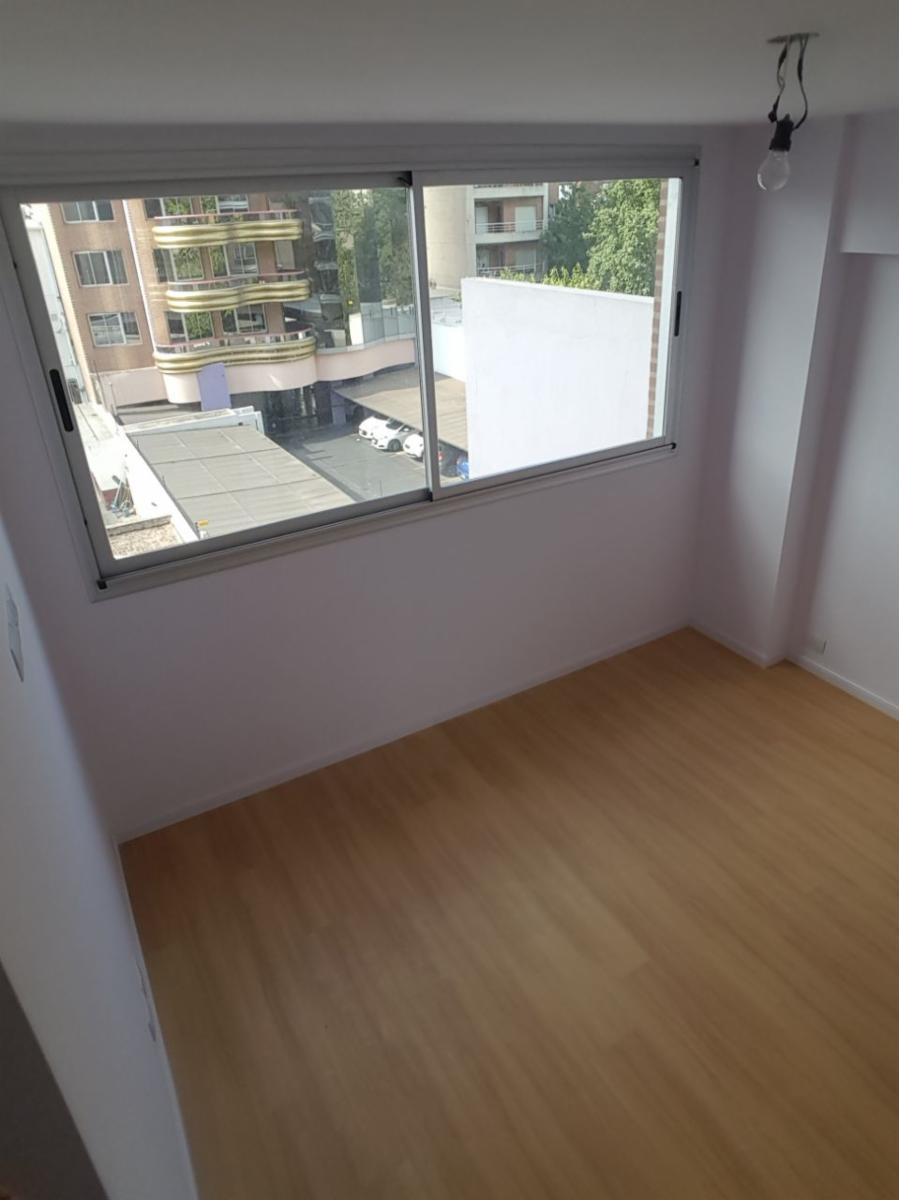 Departamentos de Categoria 2 y 3 Amb a estrenar.  Espora al 200, Ramos Mejia Sur.