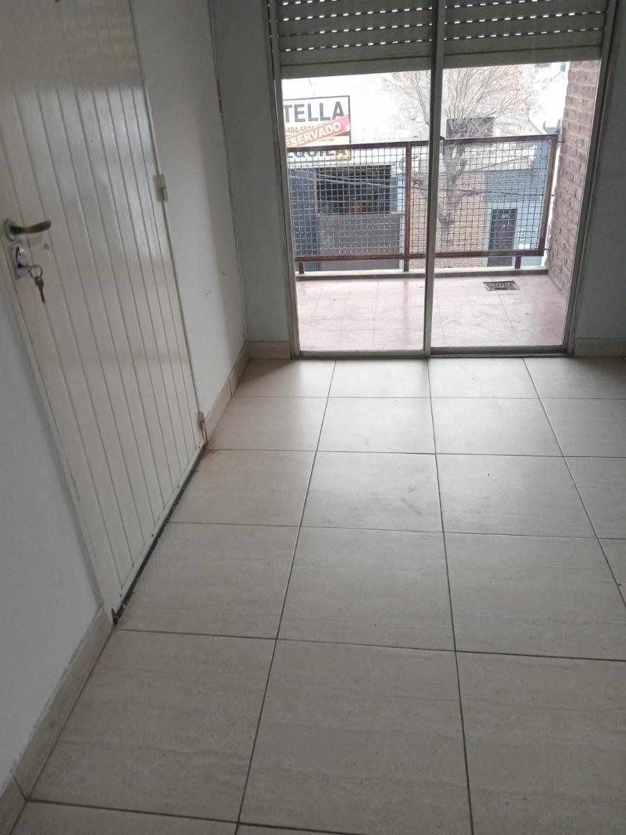 Coronel Lynch 3754 · La Matanza — foto 7