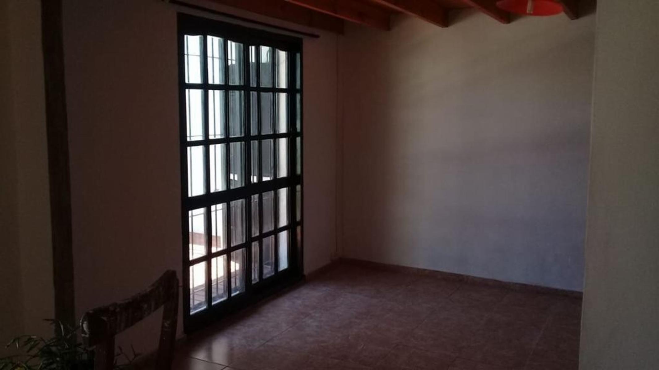 Rangugni 2800 · Ituzaingó — foto 14