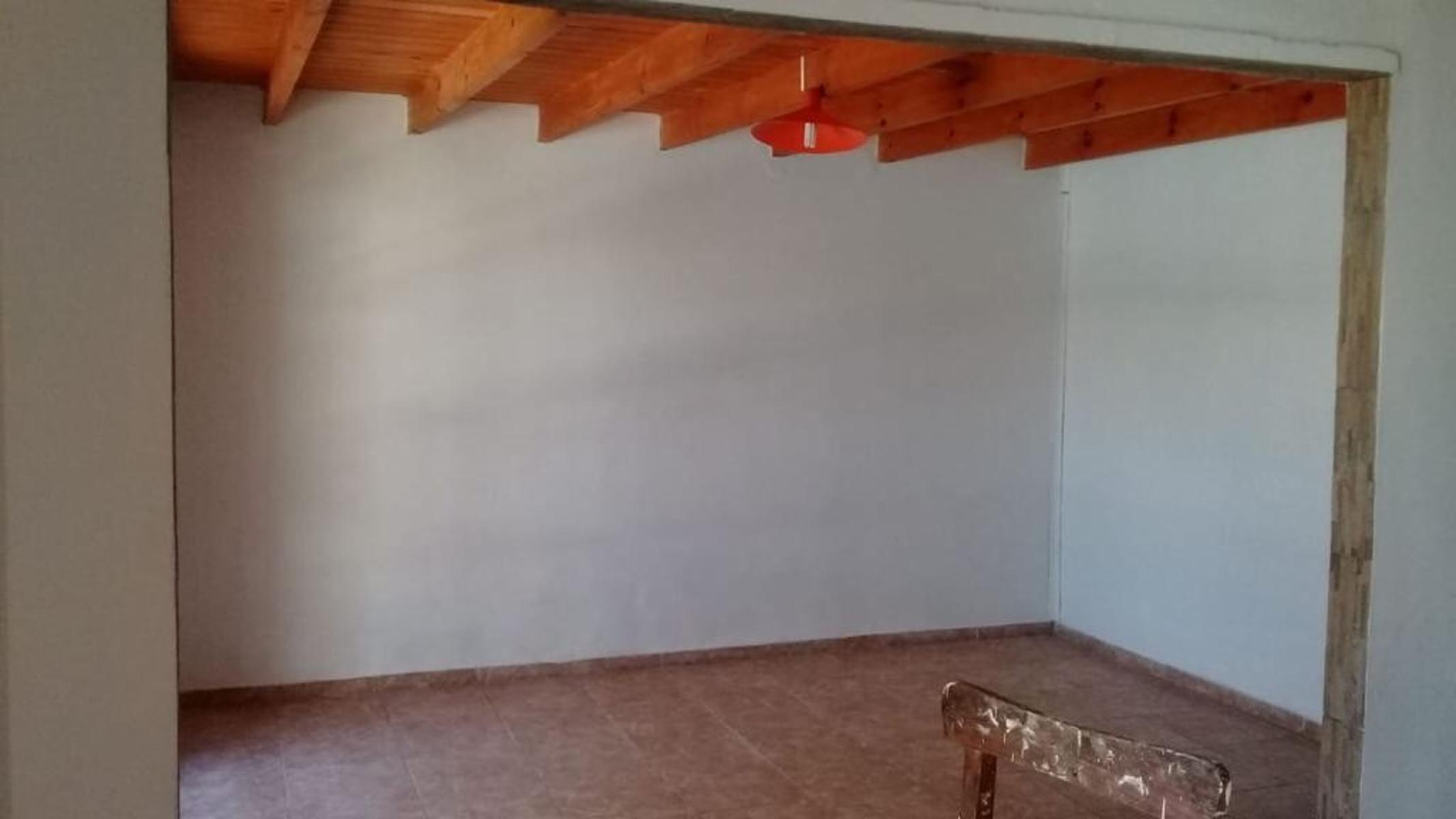 Rangugni 2800 · Ituzaingó — foto 8