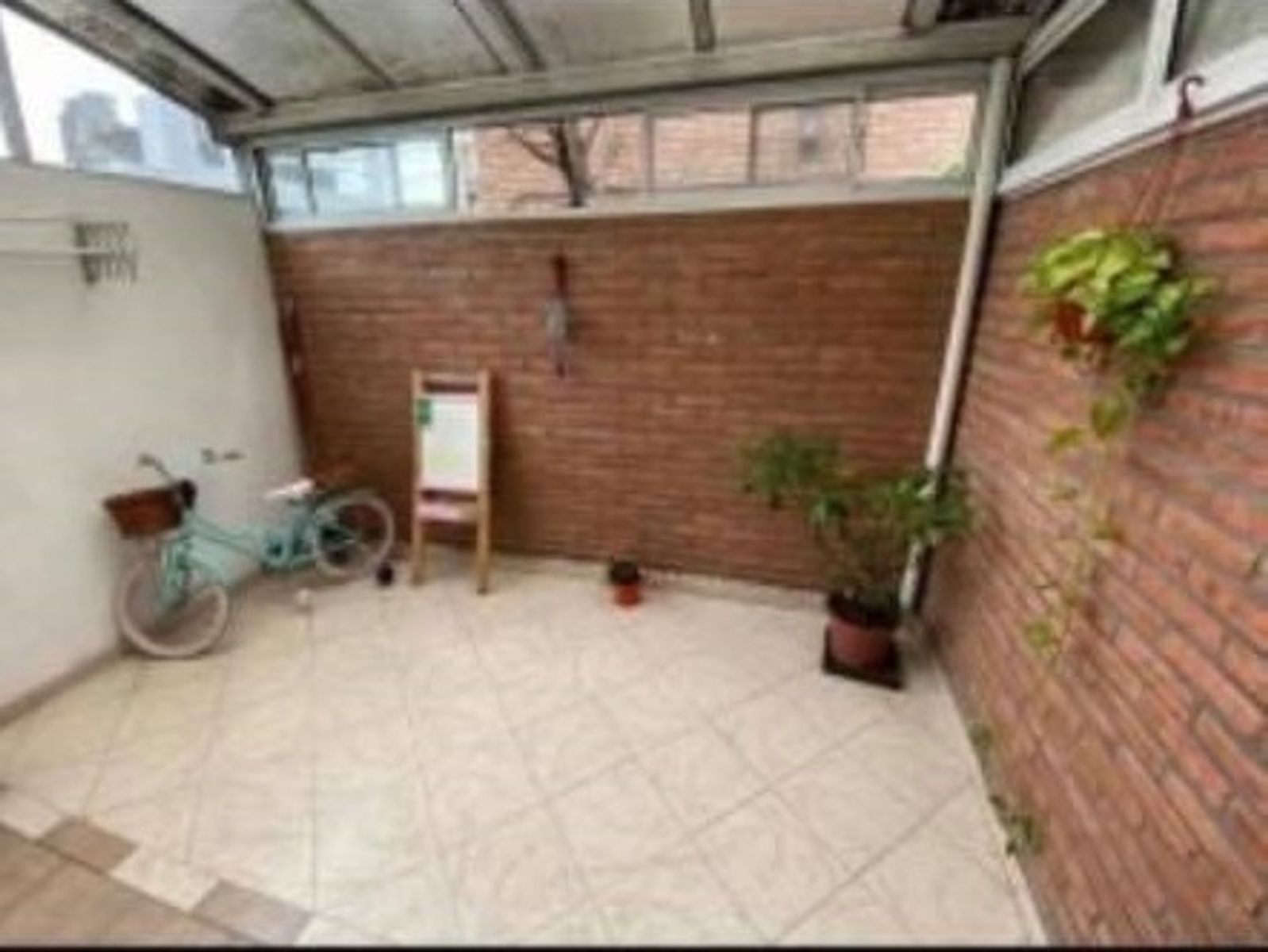 Santa Fe 1000 · Morón — foto 5