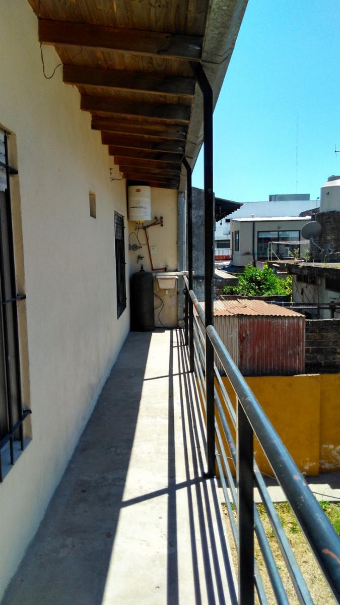 LA TABLADA- NAZAR AL 500 - ALQUILER-DEPARTAMENTO P.ALTA .3 AMB.