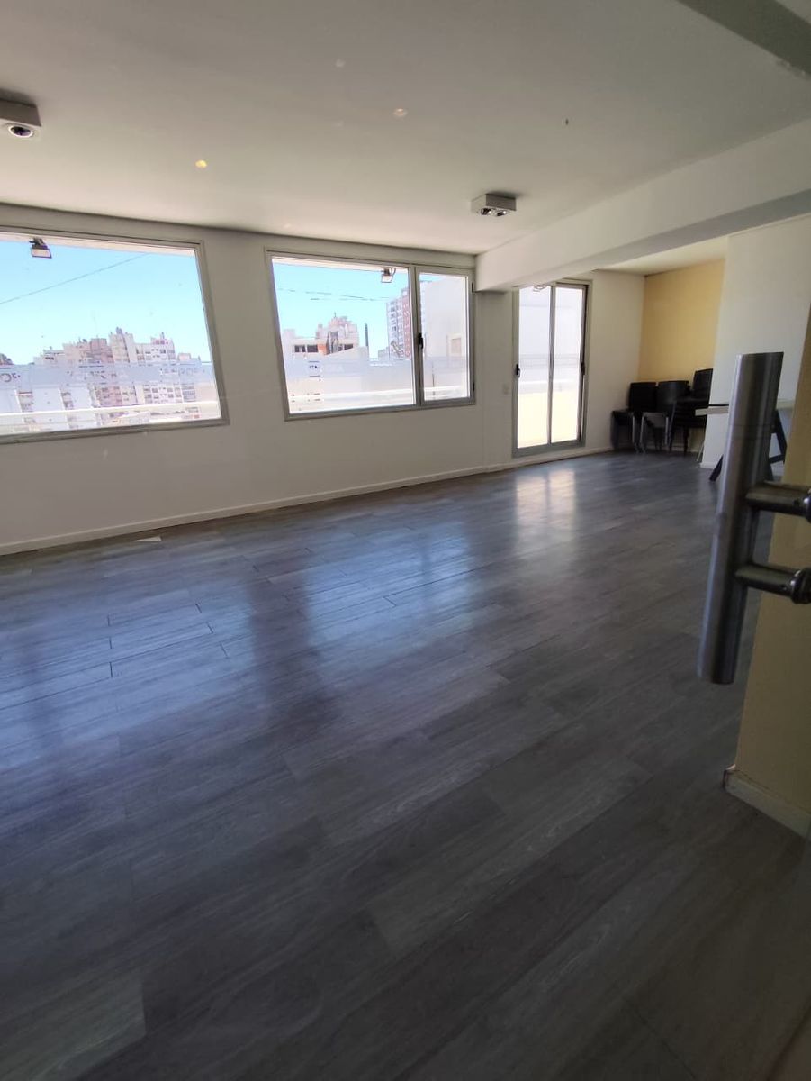 Peron 4171 · Almagro — foto 16
