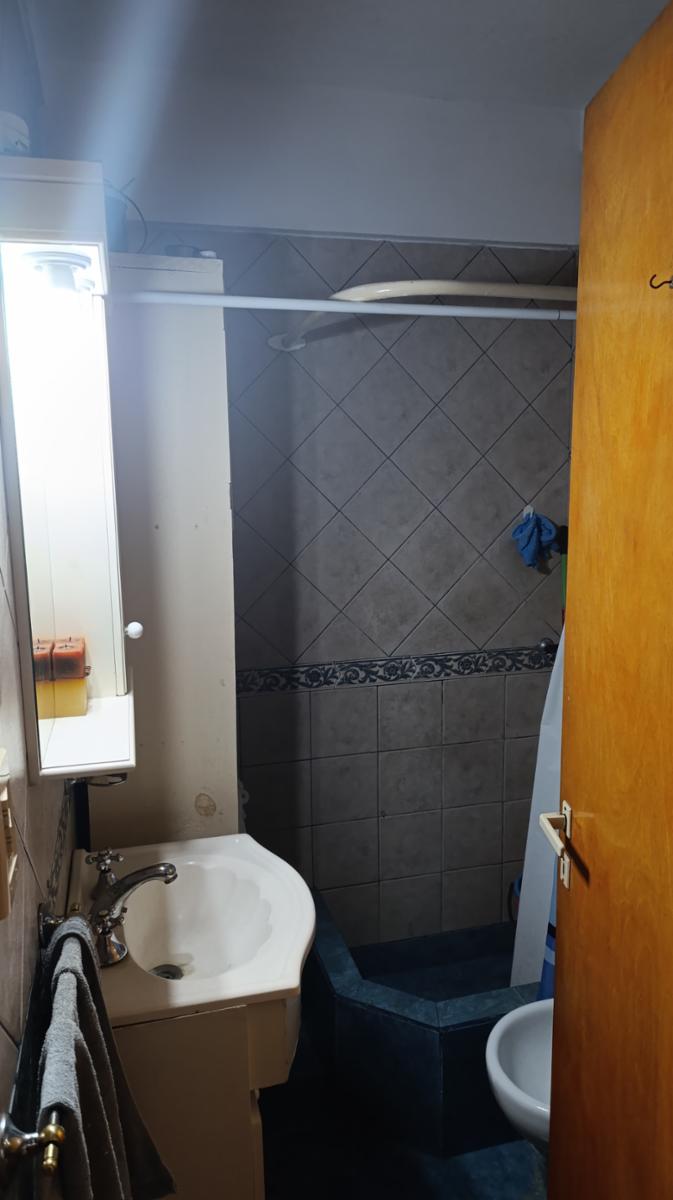 VENTA - 2 AMB - MORON CENTRO