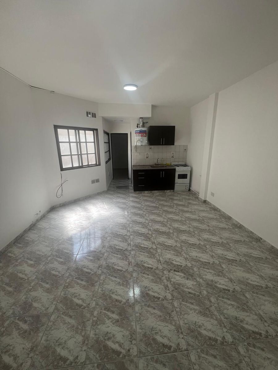 Alquiler Departamento de 2 ambientes Lomas del Mirador