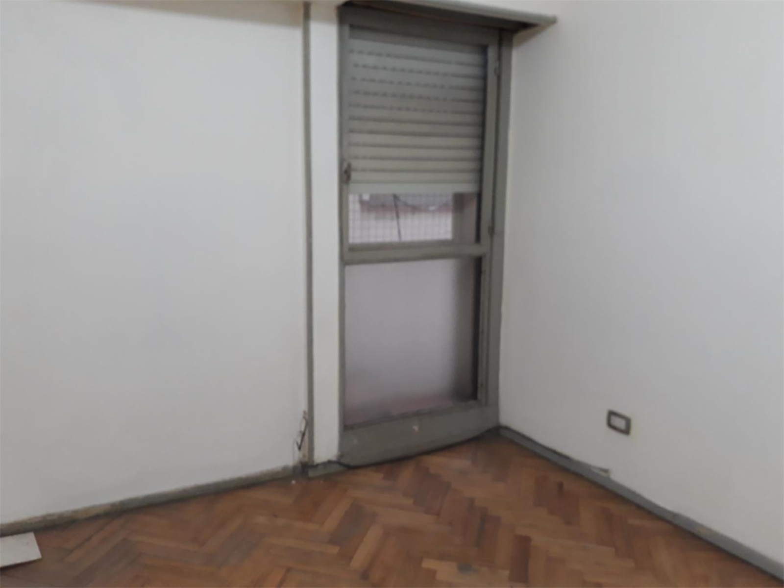 Hipólito Yrigoyen 2100 · Balvanera — foto 4